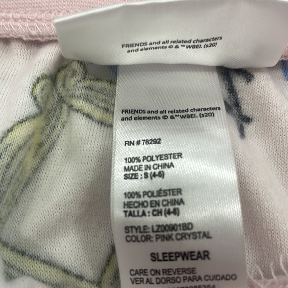 Super soft, pink friends pajama bottoms - Picture 6 of 8